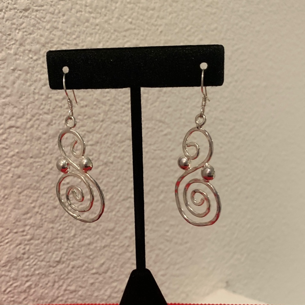 Elegant Silver Swirl Earrings